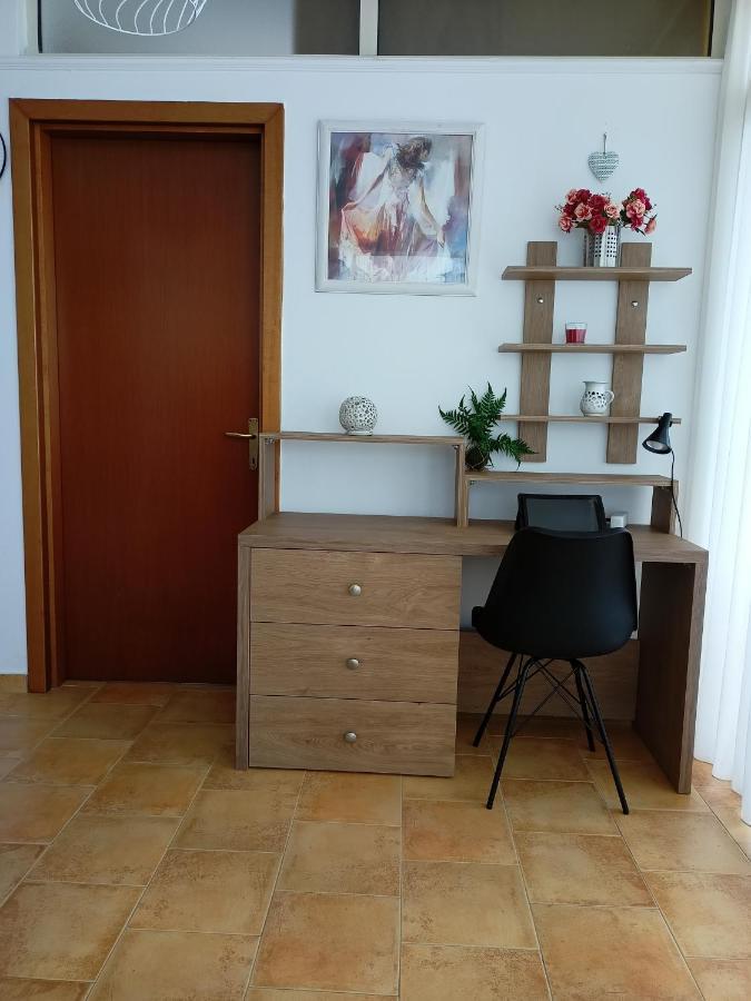 Apartman Dagmar Durrës Exterior foto