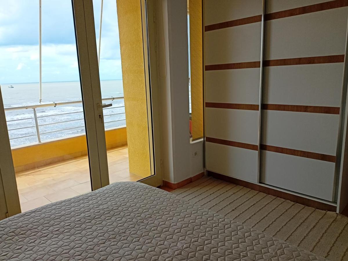 Apartman Dagmar Durrës Exterior foto